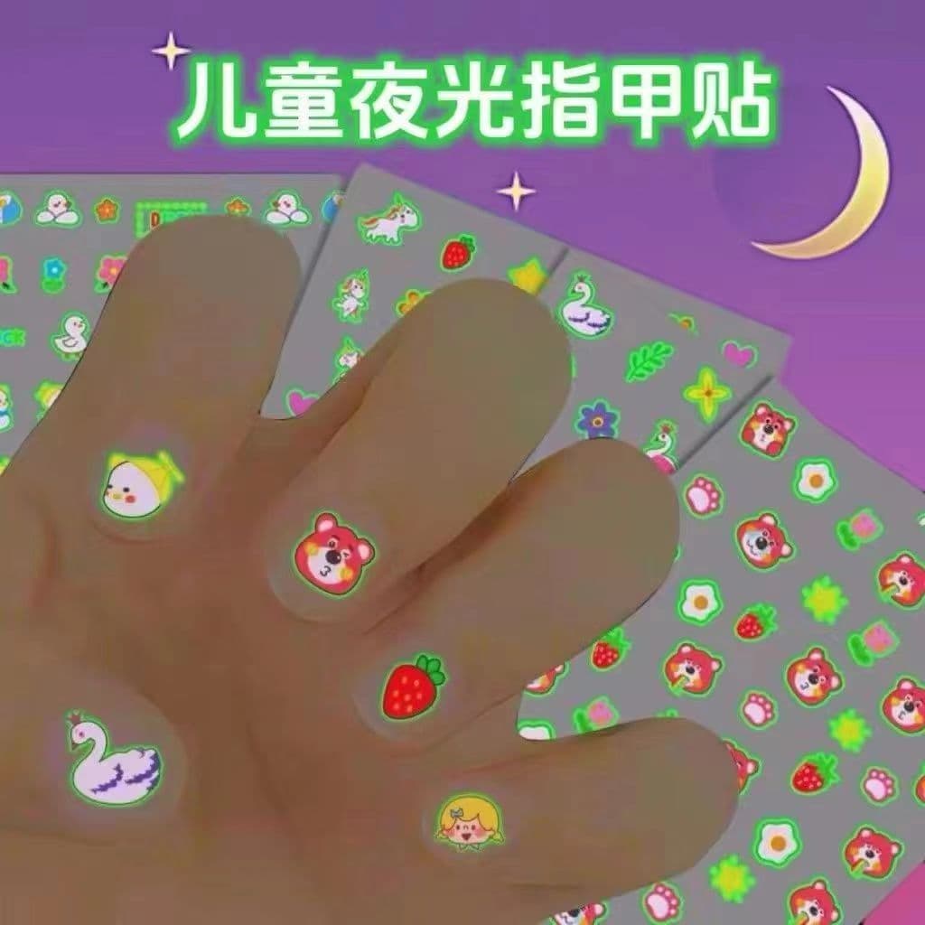 Cross-border luminous children's nail stickers girls long-lasting nail art stickers princess cute fluorescent stickers kids toy stickers