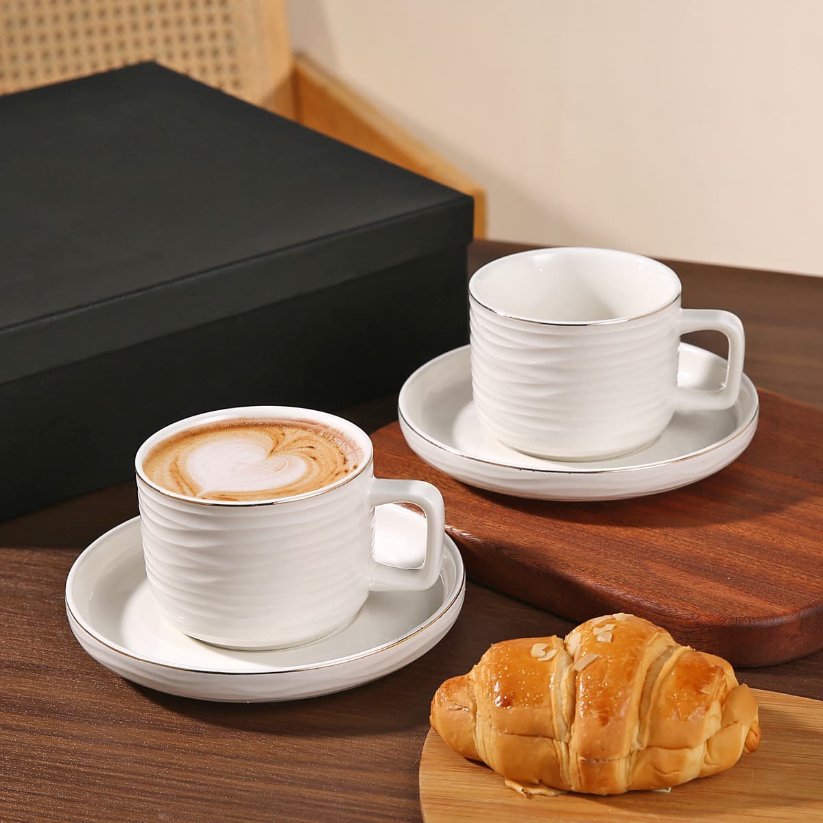 European ceramic white matte large capacity mug mug creative simple frosted coffee cup with spoon water cup