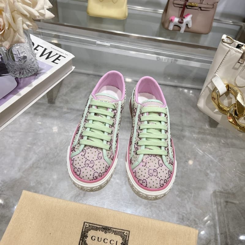 Foreign trade new style 1977 thick-soled casual canvas shoes retro women's embroidered lace-up flat-soled women's size diamond-faced women's shoes