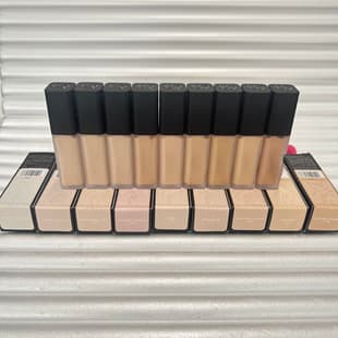 Huda Faux Filter Concealer, Long-lasting Under-eye Concealer, Brightens Dark Circles, No Creasing