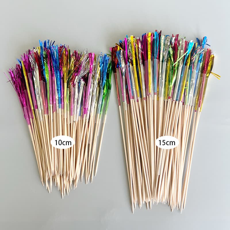 Ready-to-ship disposable bamboo and wood skewers with artistic tassels, colorful craft flower skewers for fruit and pastry decoration