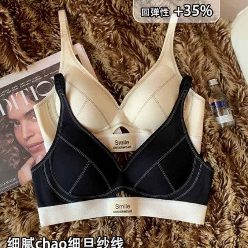 Four Seasons Thin European American Style Hollow Seamless Underwear Women Small Chest Gather Enhance Chest Wireless Red Bra