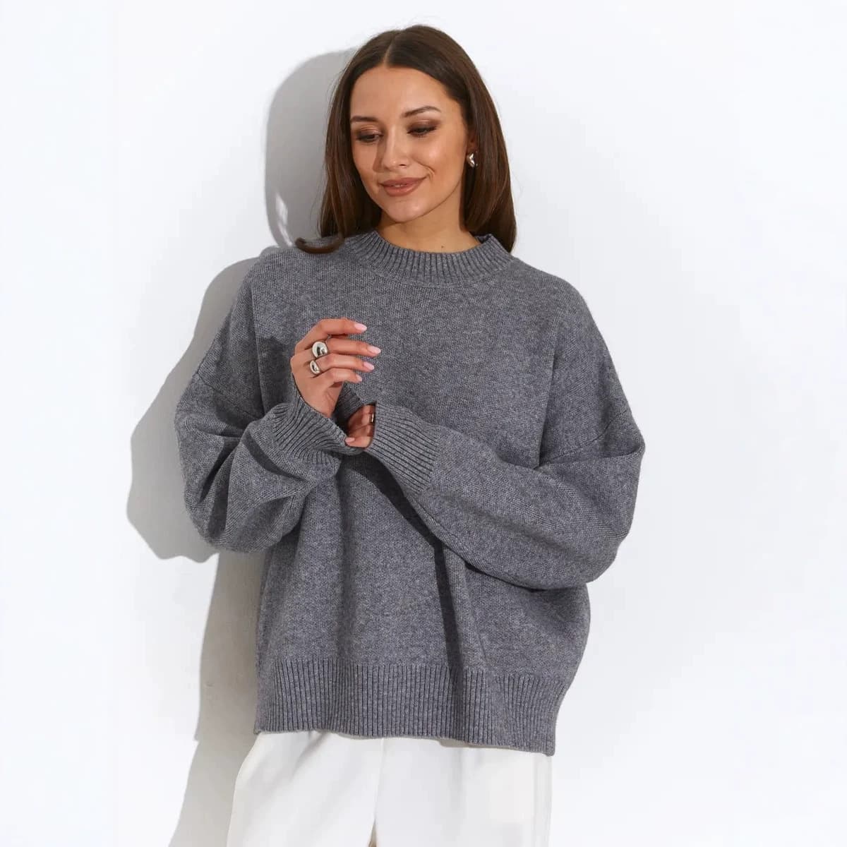 Свитер вязаный autumn and winter round neck sweater loose soft waxy sweater jacket for women