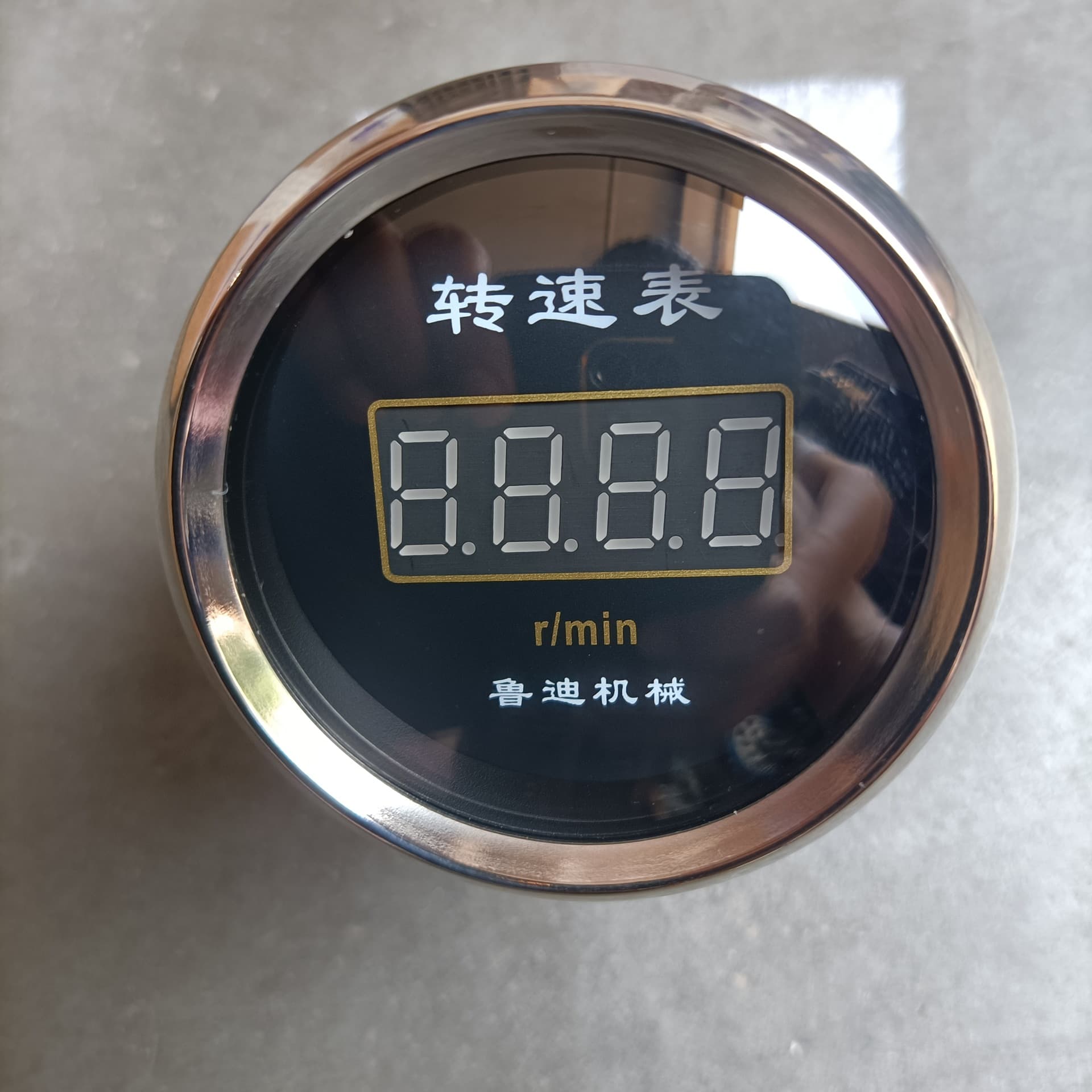 Roller with one sensing point for roller speed measurement, axial flow speed, harvester tachometer, thresher tachometer