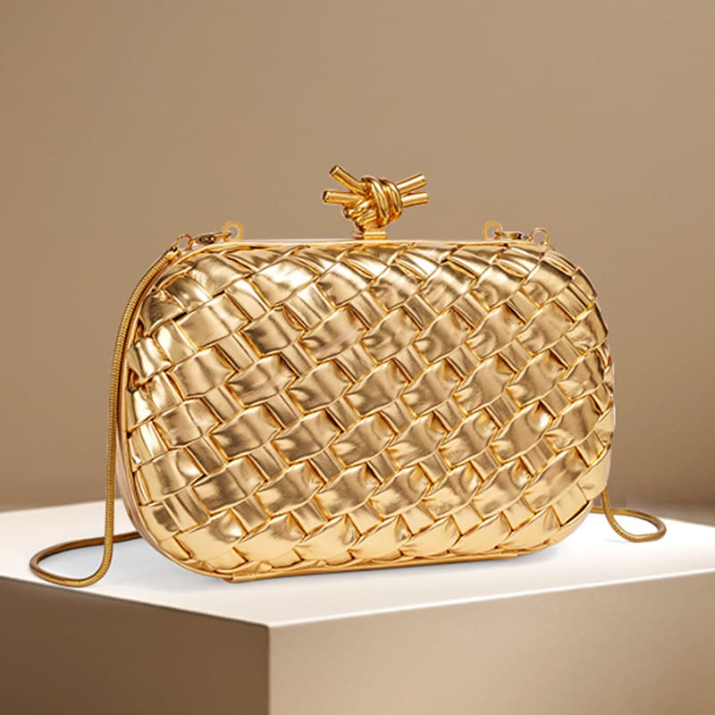 2025 New Light Luxury Style Hand-Woven Chain Clutch Bag Fashionable Dinner Commuting Box Bag Single Shoulder Crossbody Bag