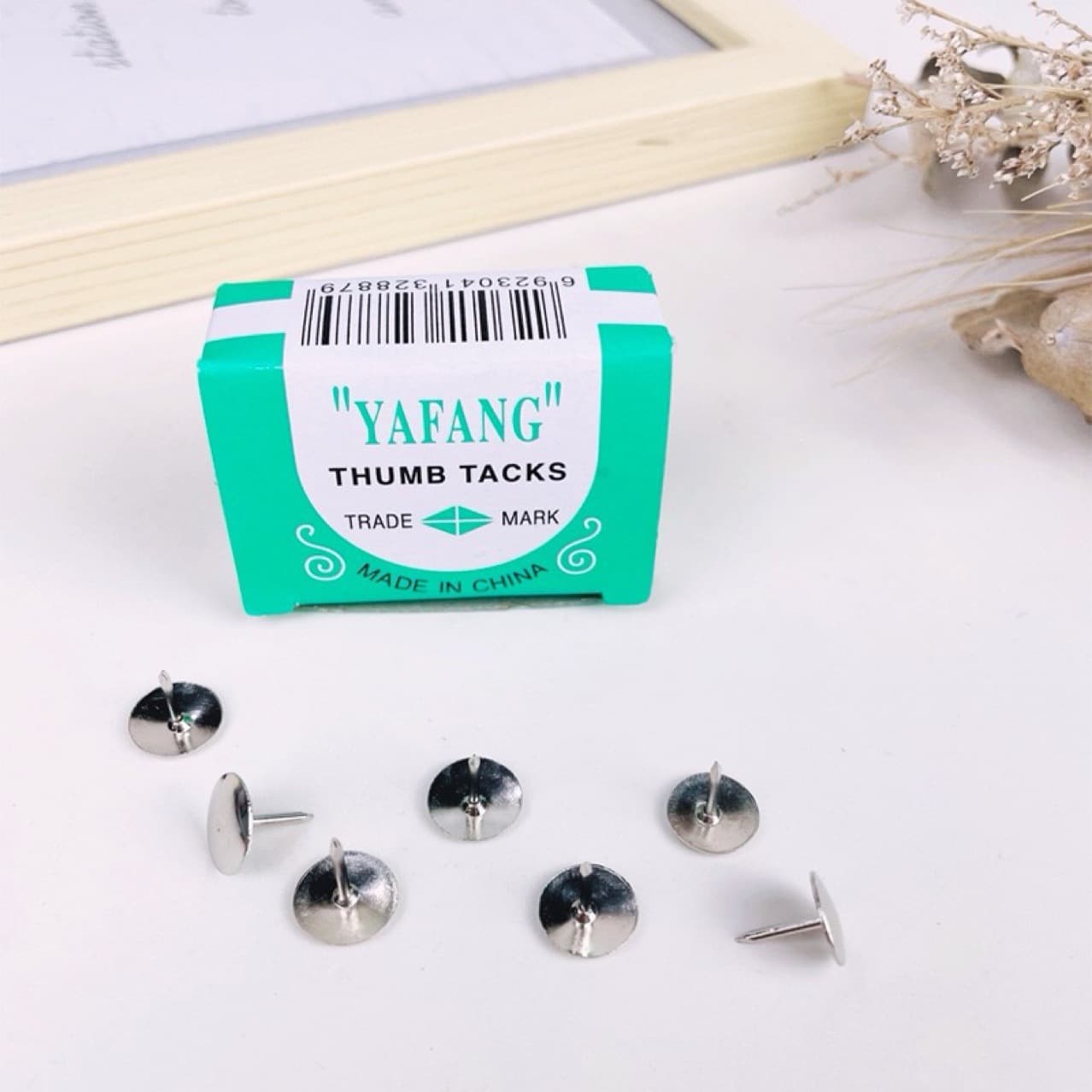 Thumbtacks, pins, staples, paper clips wholesale, three needles and one nail metal creative office staples, paper clip thumbtacks