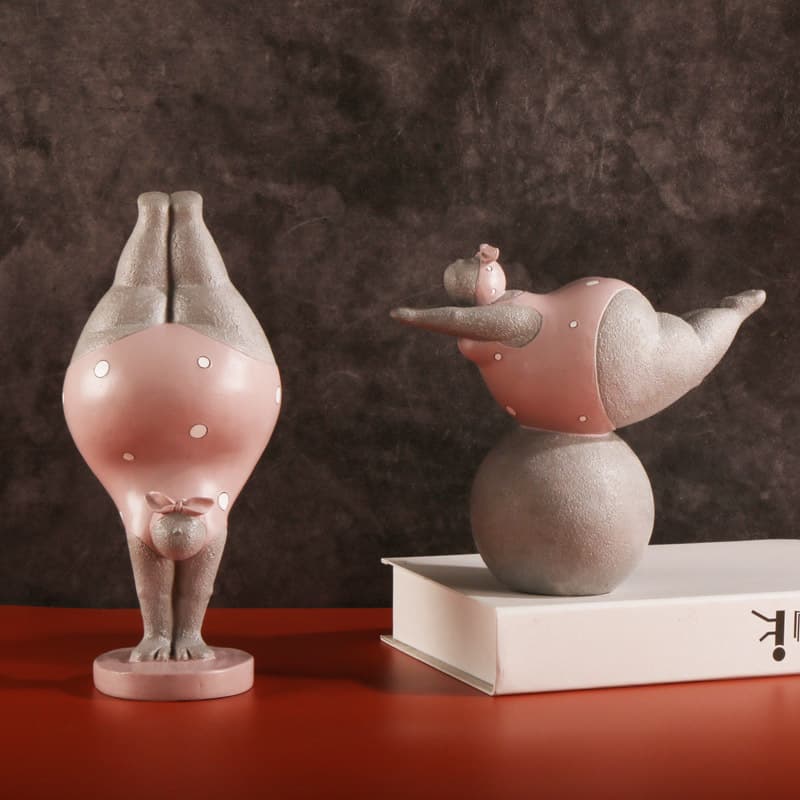 Creative Plump Woman Yoga Sculpture Desktop Living Room Showroom Decoration Light Luxury Style Gift Home Sculpture Ornament