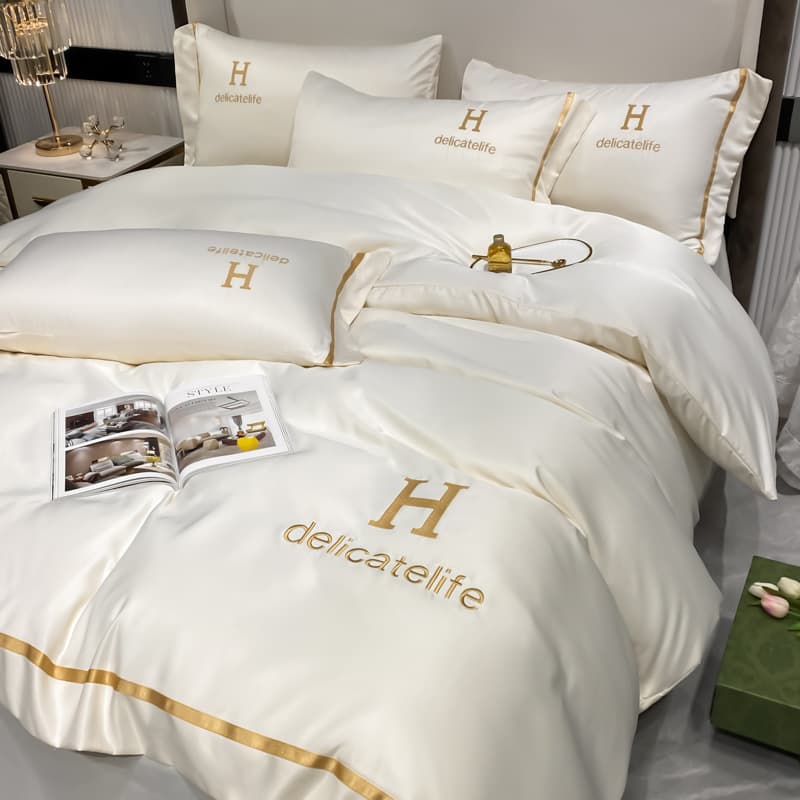 Wholesale from the Source Factory: Light Luxury Ice Silk Four-Piece Set, Washable Tencel Bed Sheet, Duvet Cover, Silky Smooth Fitted Sheet for Sleeping Naked, Bedding Set