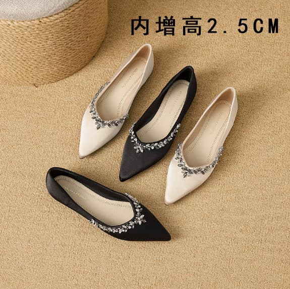 W1022-70 flat-soled women's summer 2026 new rhinestone fairy boat shoes pointed-toe single shoes women's flat-heeled bridal shoes
