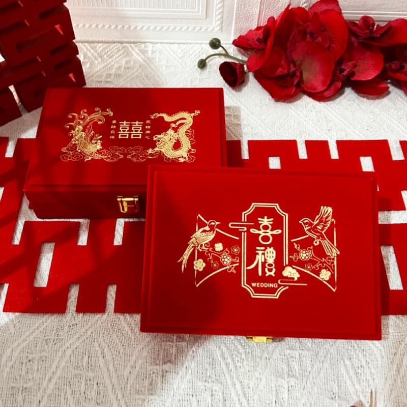 New engagement and newlywed velvet high-end ritual three-gold trousseau jewelry box ring necklace jewelry storage box