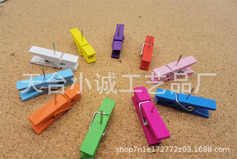 Factory discount creative office stationery embedded clip thumbtacks, wooden thumbtacks, wood clip photo cork pins
