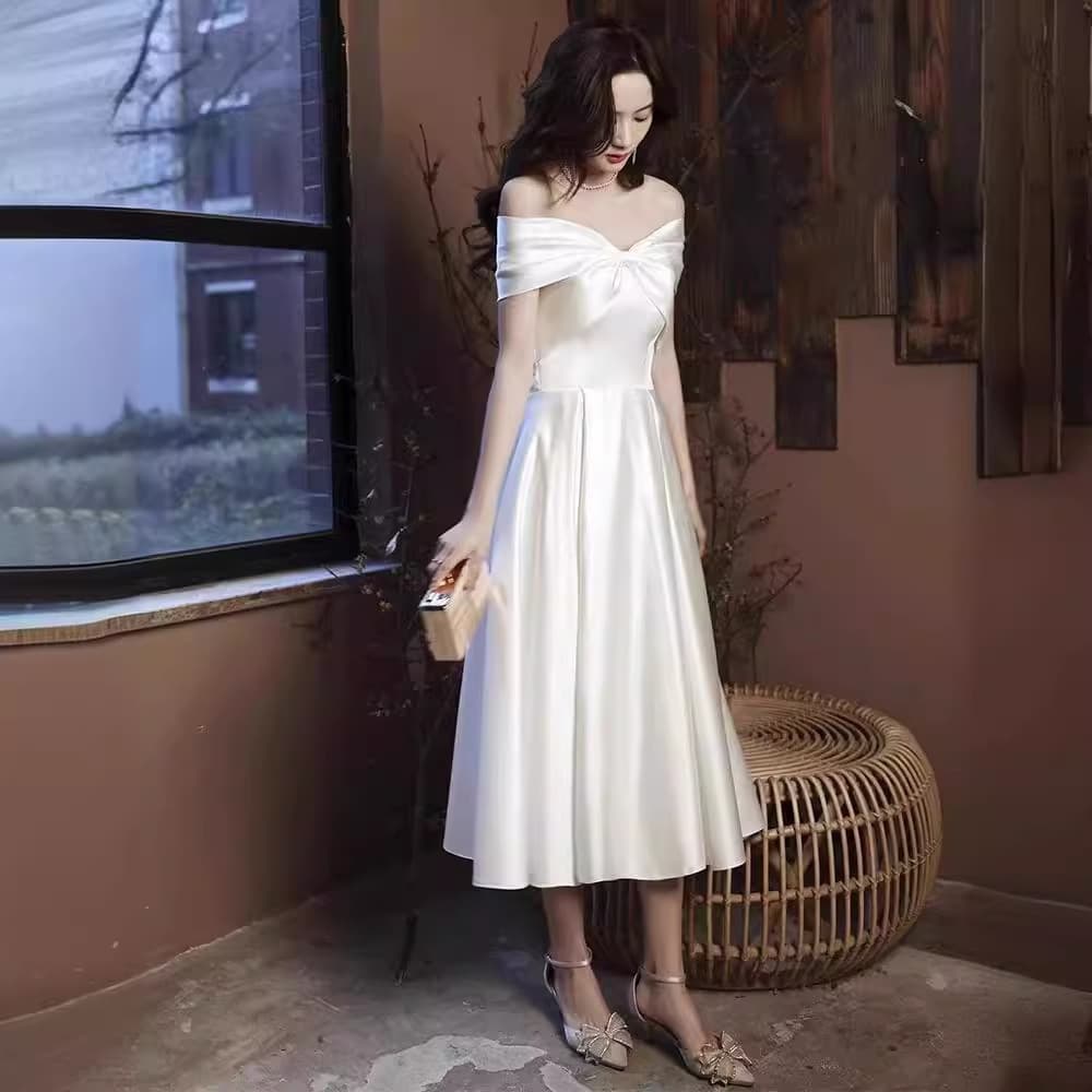 One-shoulder evening dress, lady's banquet temperament, bride's engagement dress, white registration certificate, light wedding dress