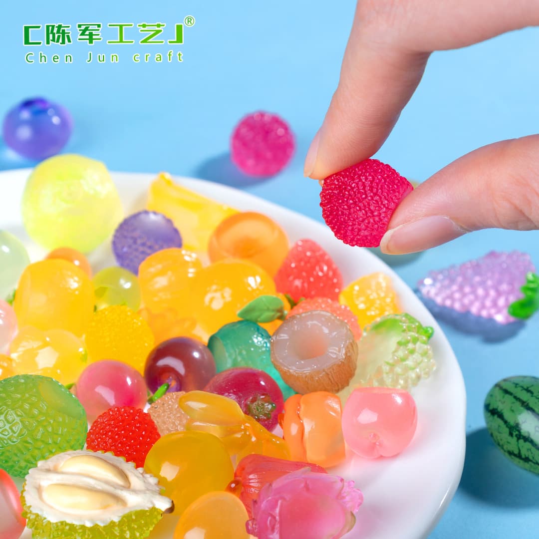 Mini Creative Glow-in-the-Dark Fruit House DIY Decoration Blind Bag Accessories Tiny Figurines