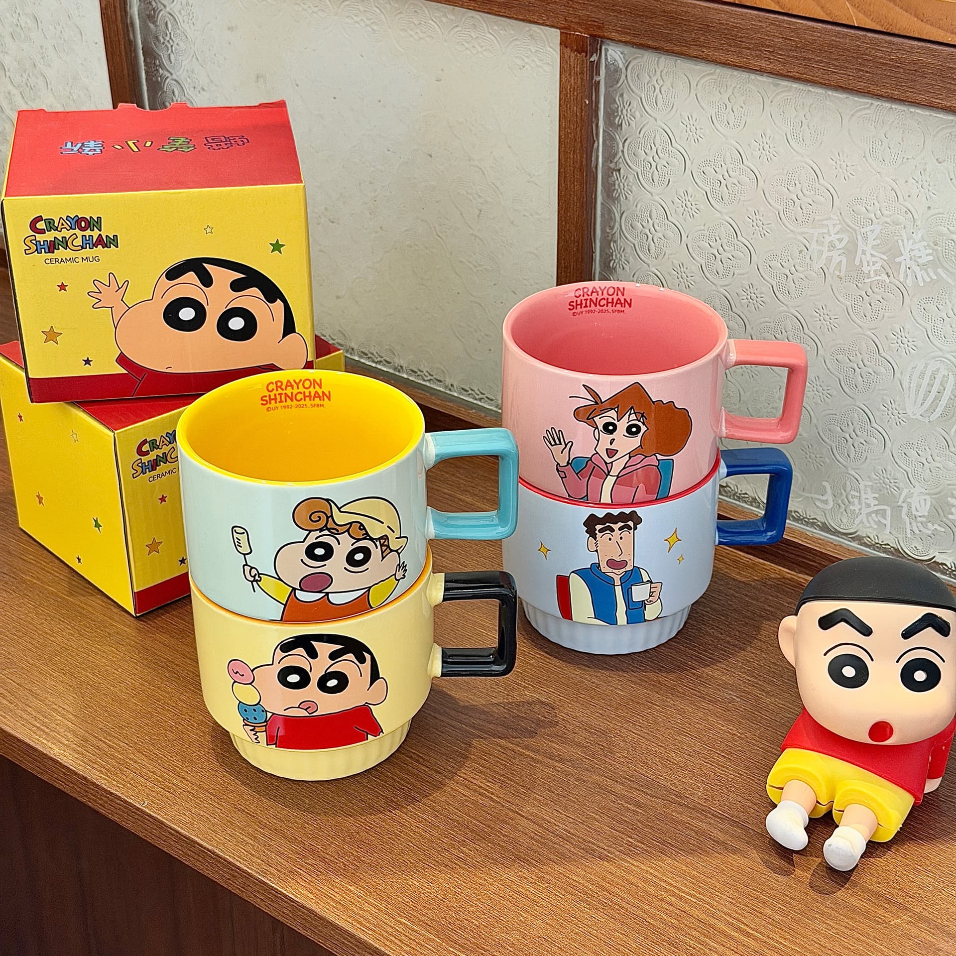 Crayon Shin-chan Stackable Ceramic Mugs Set of 4 for Family, High Appearance, Coffee and Breakfast Cups for Home Use