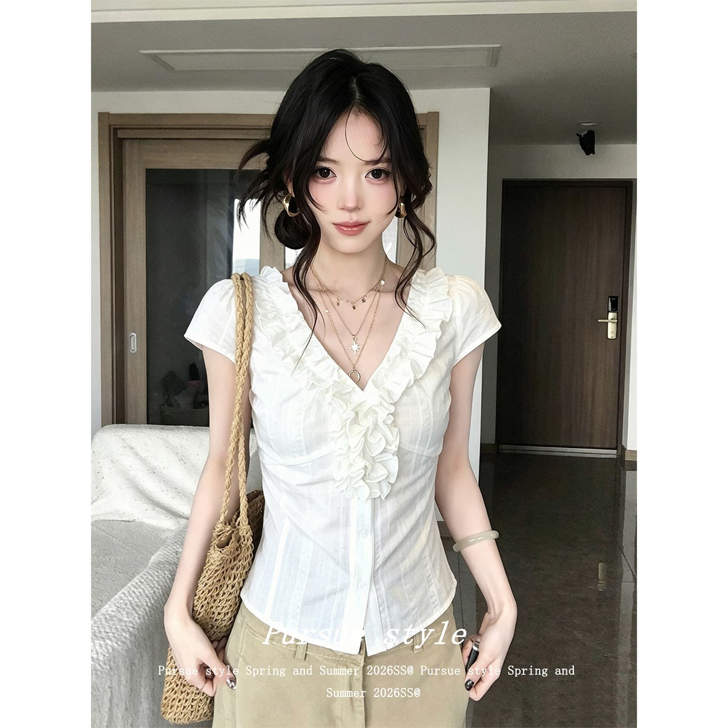 Fashionable French Ruffle V-Neck Short Sleeve Blouse for Women Summer White Slim Fit Stylish Pure Elegant Top Ins