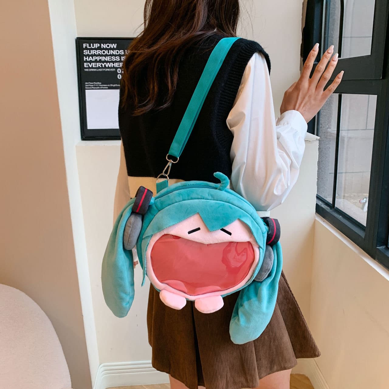 New cute miku Hatsune Miku fufu pain bag doll cartoon plush bag niche ins