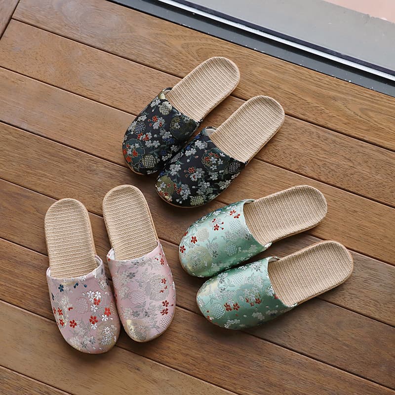 Cross-border style spring/autumn fabric slippers closed-toe women's home indoor household anti-slip cotton linen sandals all-season