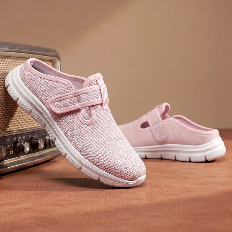 Cross-border couple outdoor leisure versatile large size half slippers for men and women fashion breathable cloth shoes middle-aged mothers walking shoes
