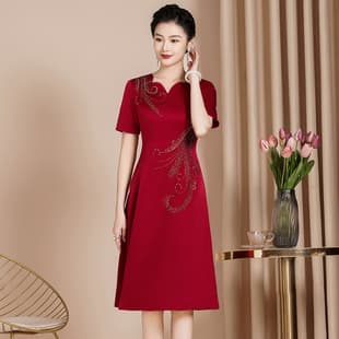 Mother's Cheongsam Red Summer Embroidery Dress, New Style Middle-Aged Mother Fashion Skirt, Slimming, Wearable Daily