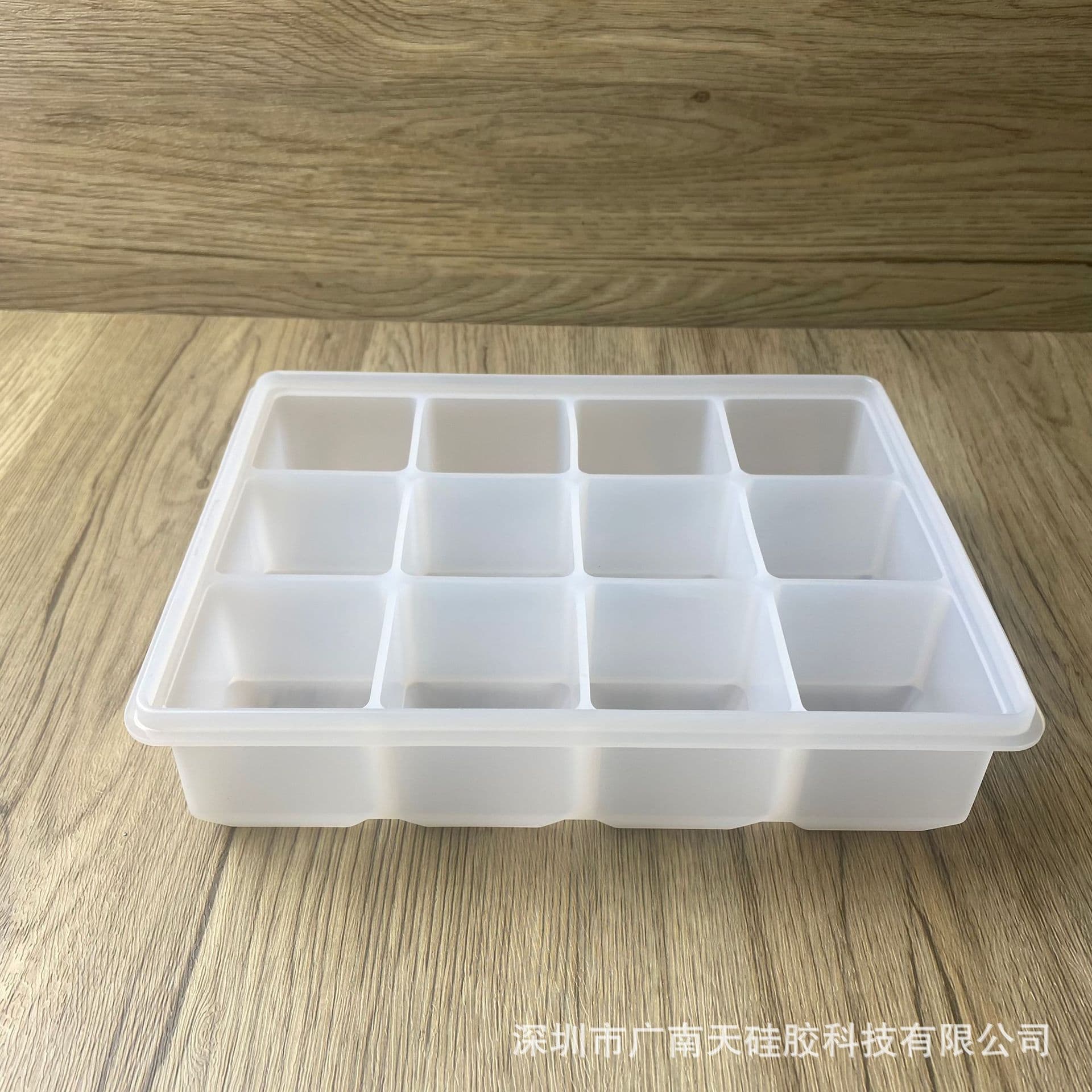 Cross-border Silicone Large Ice Cube Tray with Lid, Hot Pot Broth Portion Box, Frozen Soup Storage Container, Fresh-Keeping Box, Freezing Tray Mold