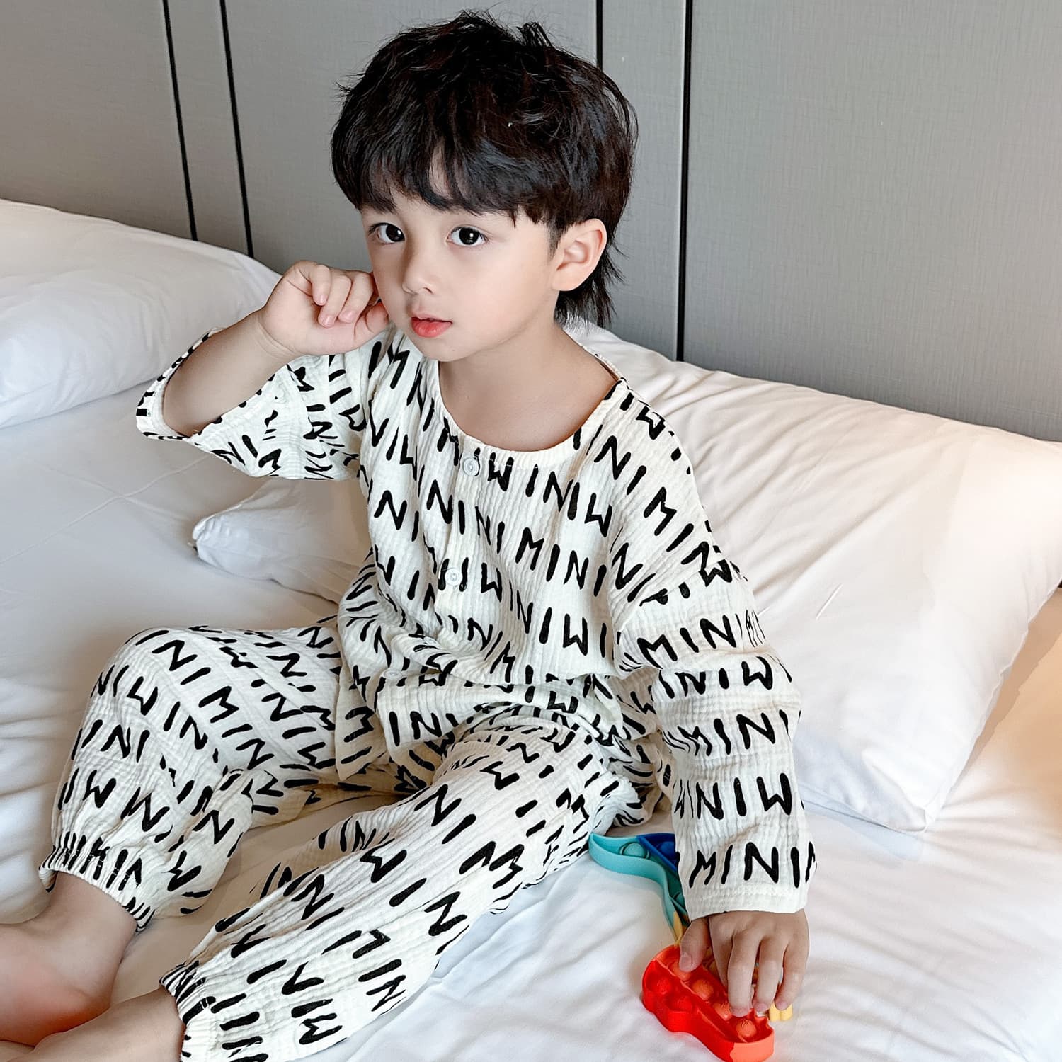 2025 summer children's crepe home clothes set parent-child cotton yarn air-conditioning clothes boys and girls pajamas Douyin Kuaishou