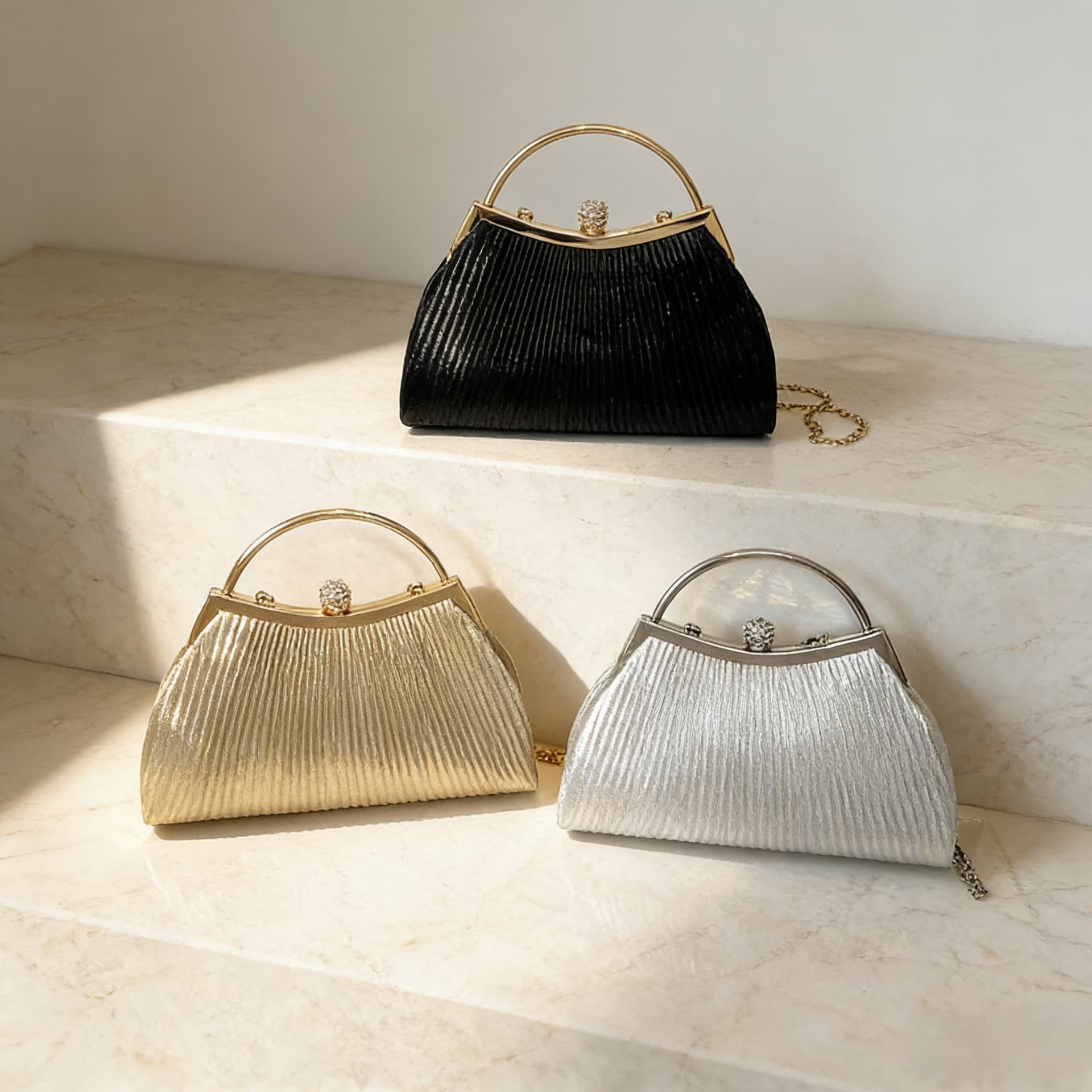 Light Luxury Women's Banquet Bag with Diamond Pleated Handbag Cross-Border Wholesale High-End Party Banquet Fashion Evening Bag