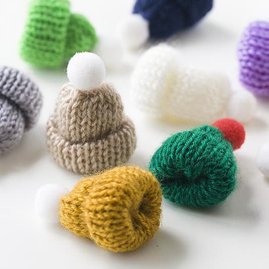 Cross-border Christmas Mini Yarn Hat Mini Love Christmas Hat DIY Knitted Finger Hat Decorative Hat