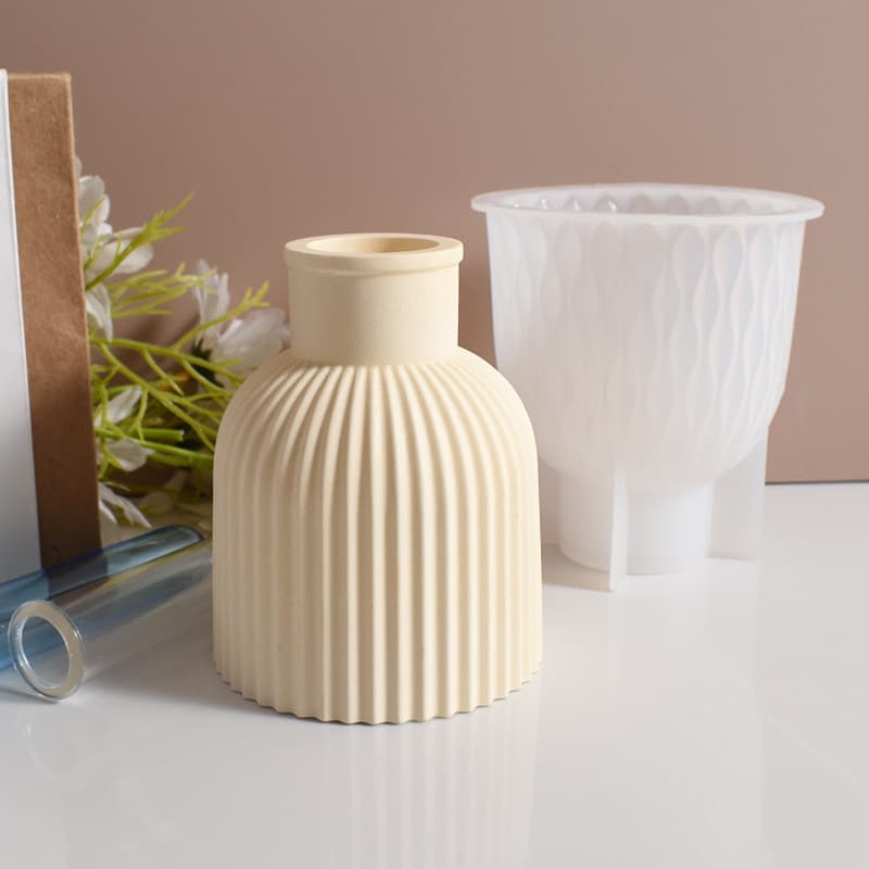 DIY Resin Mold Water Ripple Vase Test Tube Hydroponic Striped Vase Plaster Ornament Flower Arranger Silicone Mold