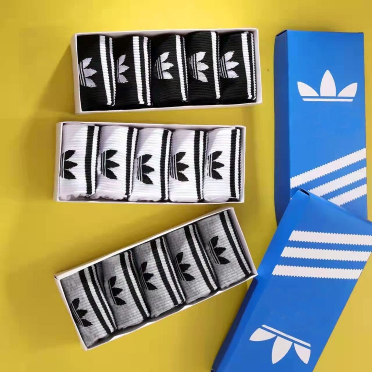 Gift Box Set Adidas Three-Leaf Clover Socks for Men and Women, Unisex Mid-Length Korean Style Versatile Macaron Color Trendy Socks