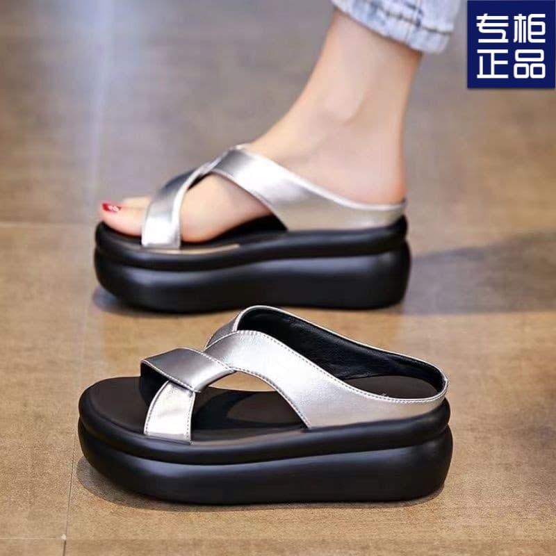 Thick-Soled Platform Sandals for Women's Summer Outer Wear 2025 New Style Soft-Soled Slippers with Skirts Non-Slip Beach Sandals