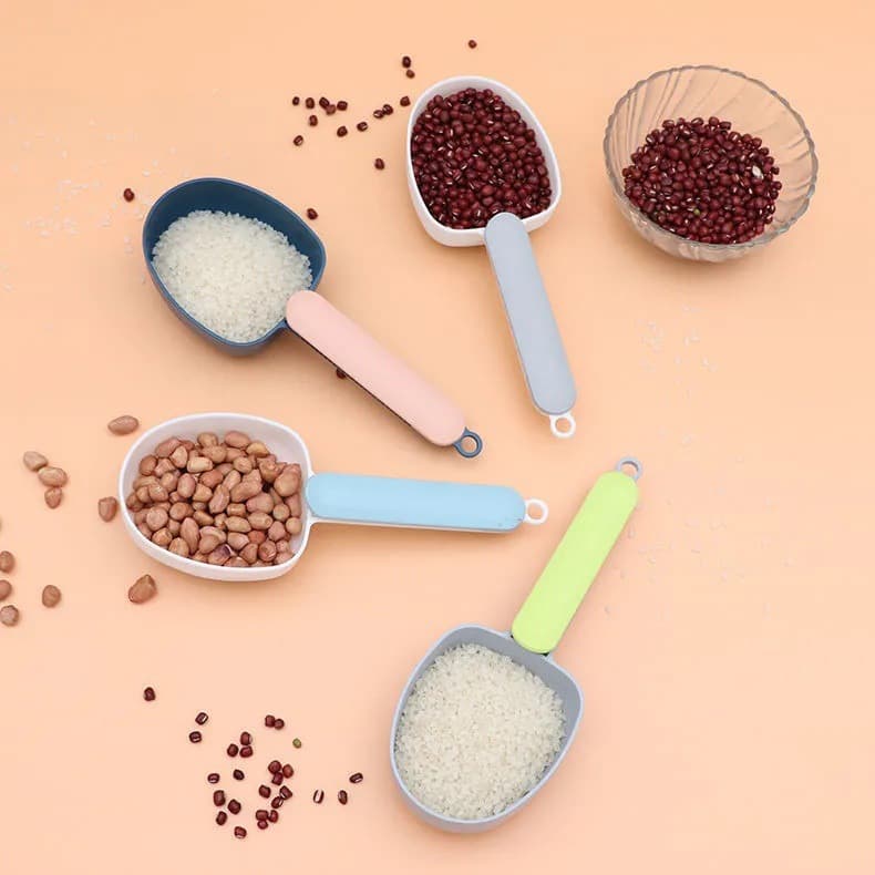 Kitchen Creative Gadget Home Simple Contrast Color Rice Scoop with Sealing Clip for Flour