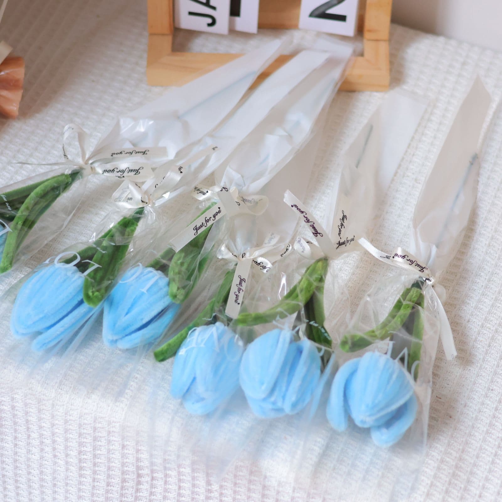 Direct Sale Finished Tulip Chenille Stem Bouquet Handmade Flower Valentine's Day Mother's Day Gift Wholesale