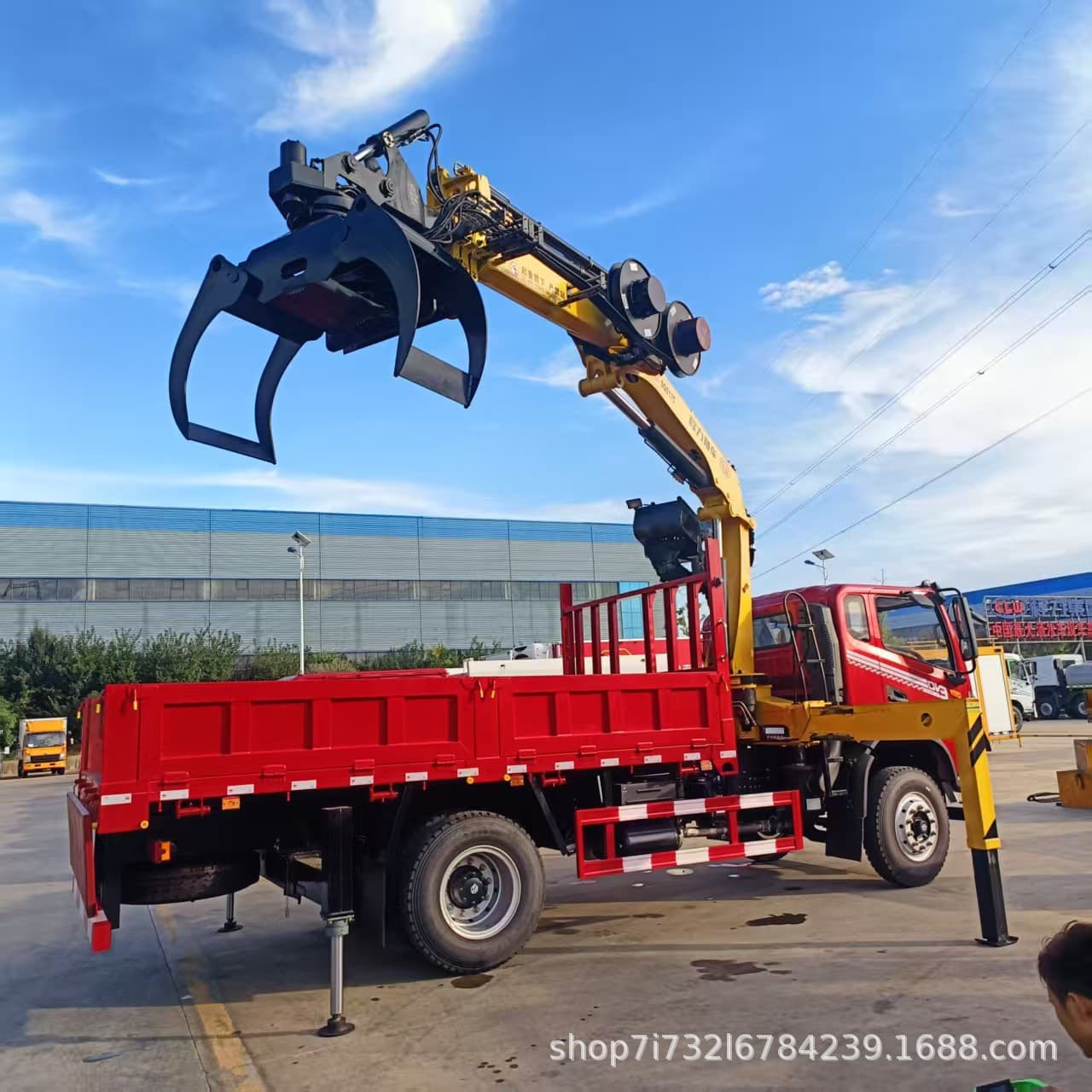 Municipal sanitation high-altitude logging vehicle, professional high-altitude branch pruning vehicle, street cleaning vehicle, factory stock.