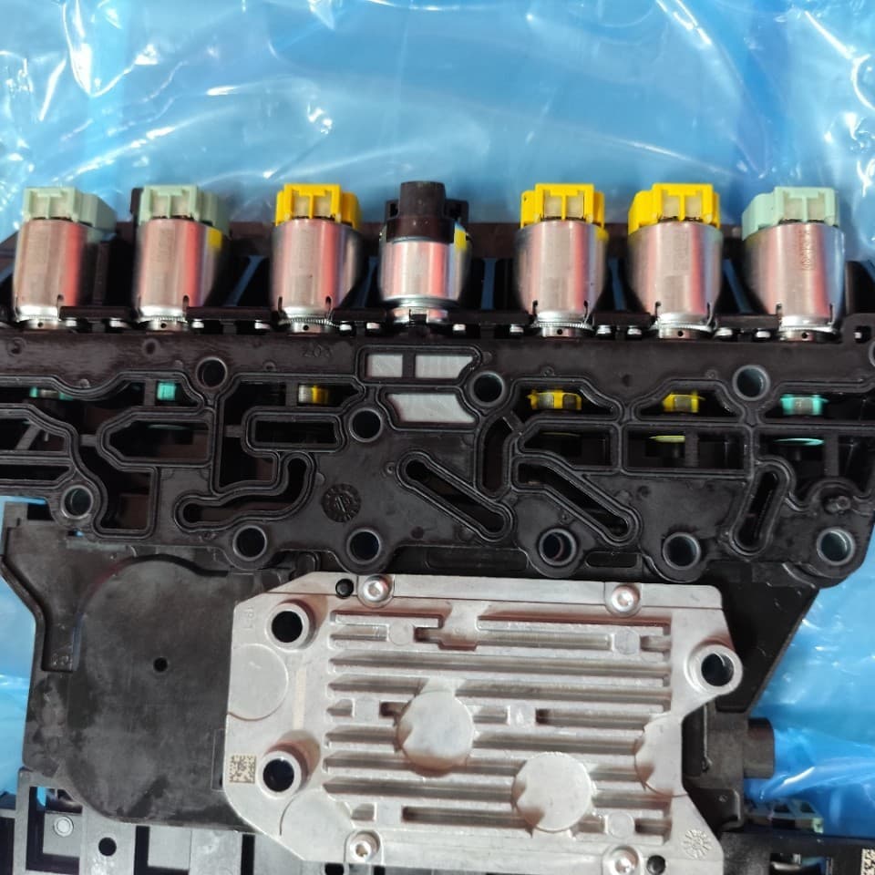 Transmission automotive parts, suitable for Chevrolet Cruze Buick 24286709 transmission control module
