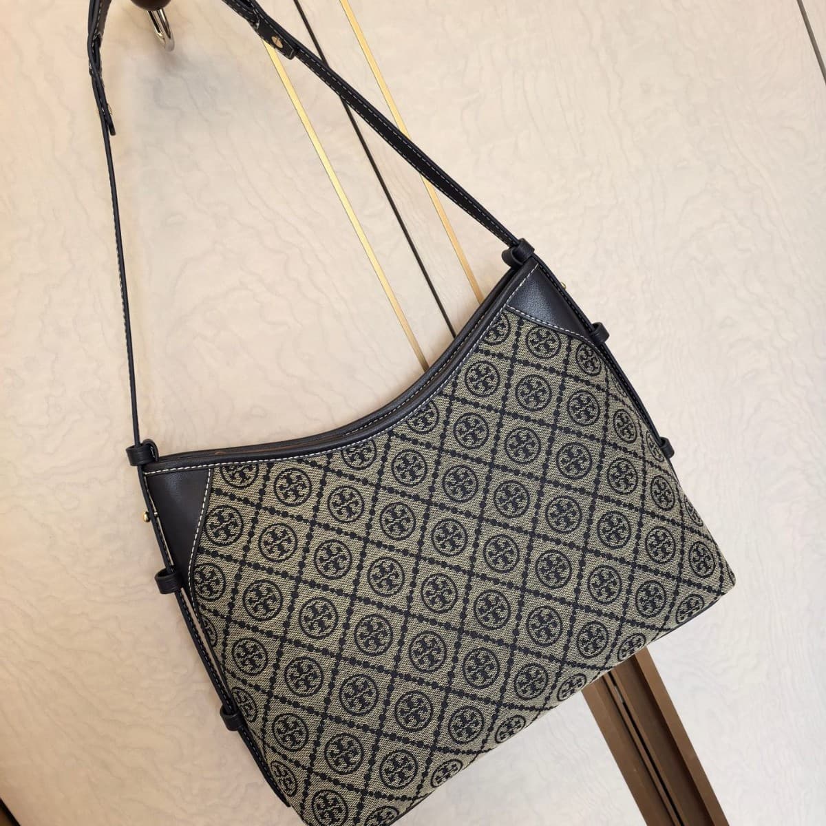 TB Women's Bag Monogram Horn Bag Hobo Crossbody Bag Crescent Bag Commuter Bag