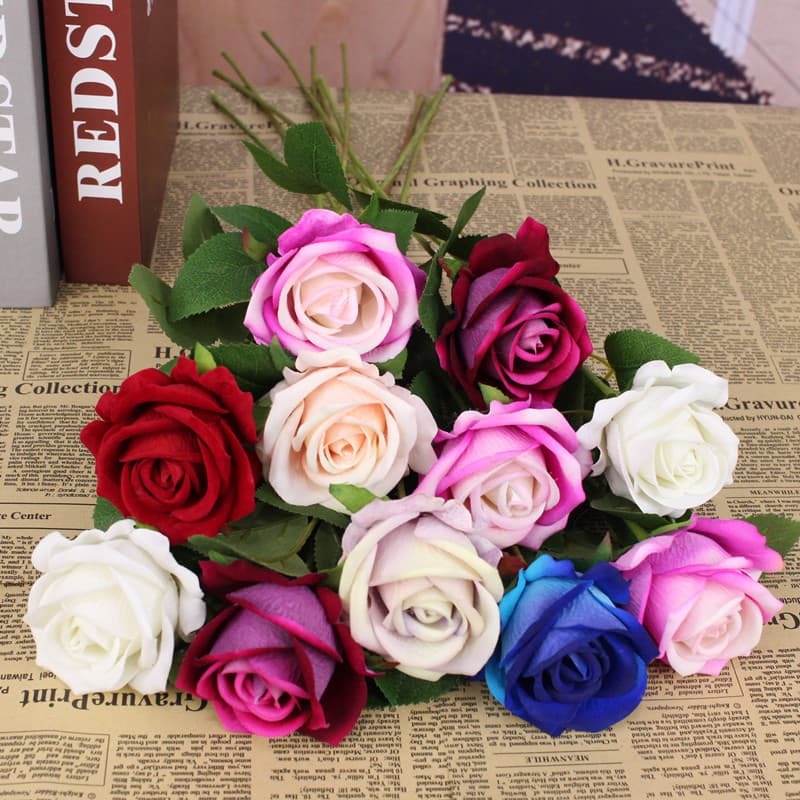Artificial European-style roses, single-stem velvet roses, suitable for wedding bridal bouquets and home decoration.