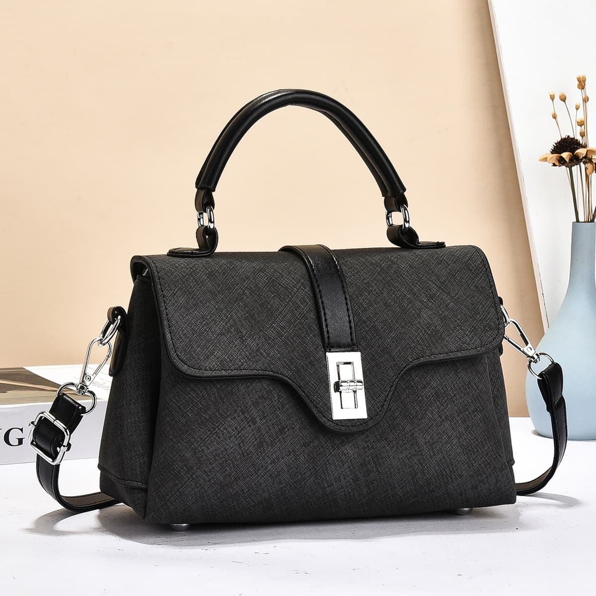 2026 New Fashion Versatile Trendy Summer Bag Women's Shoulder Crossbody Bag Manufacturer Internet Celebrity Small Bag Women's Bag Generation