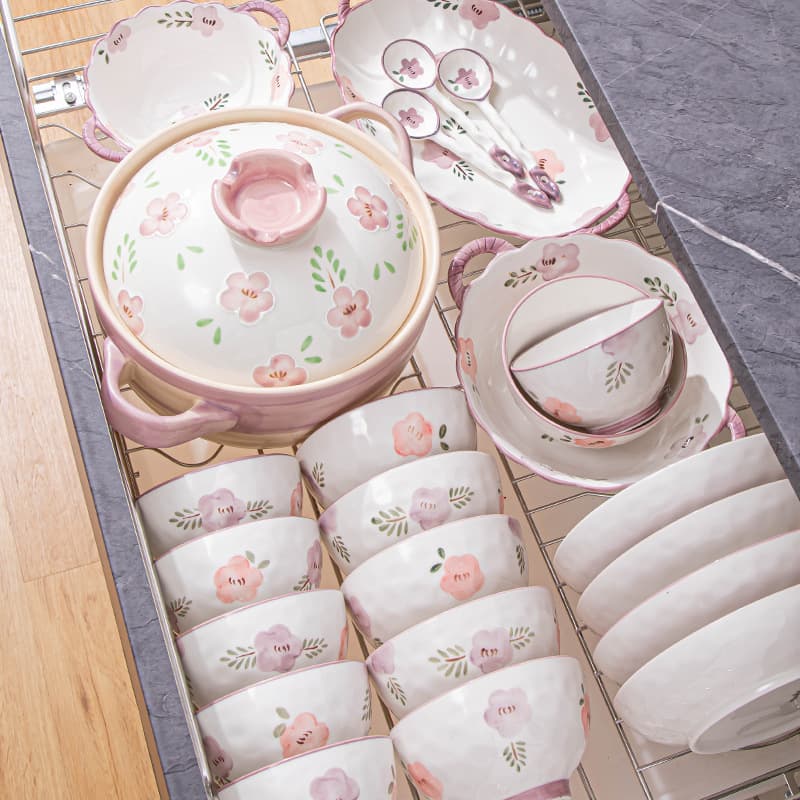 Japanese-style underglaze ceramic bowl and plate set, home tableware combination with ceramic bowls, plates, noodle bowls, chopsticks, and rice bowls