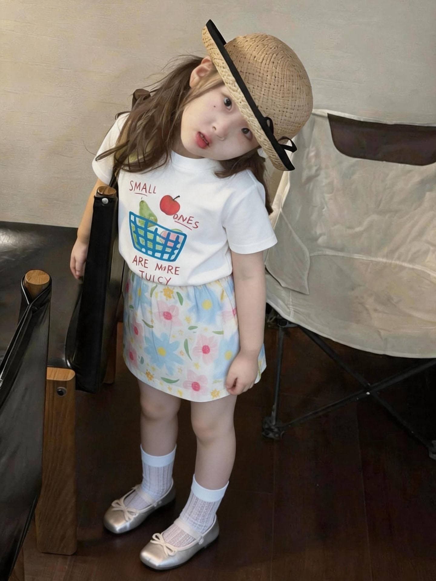 Girls beautiful skirt summer new fashion cartoon shirt girls skirt suit
