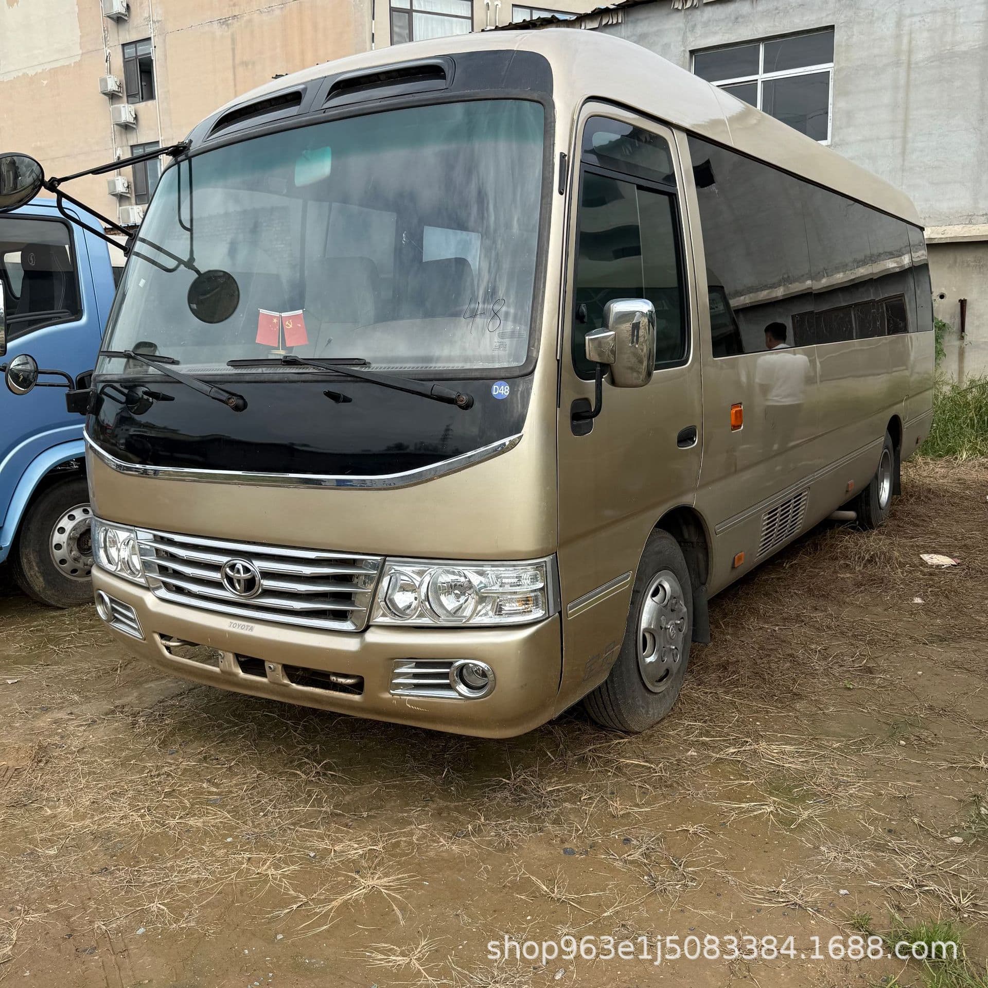 Cross-border export used Coaster bus luxury coach National III passenger vehicle minibus passenger vehicle