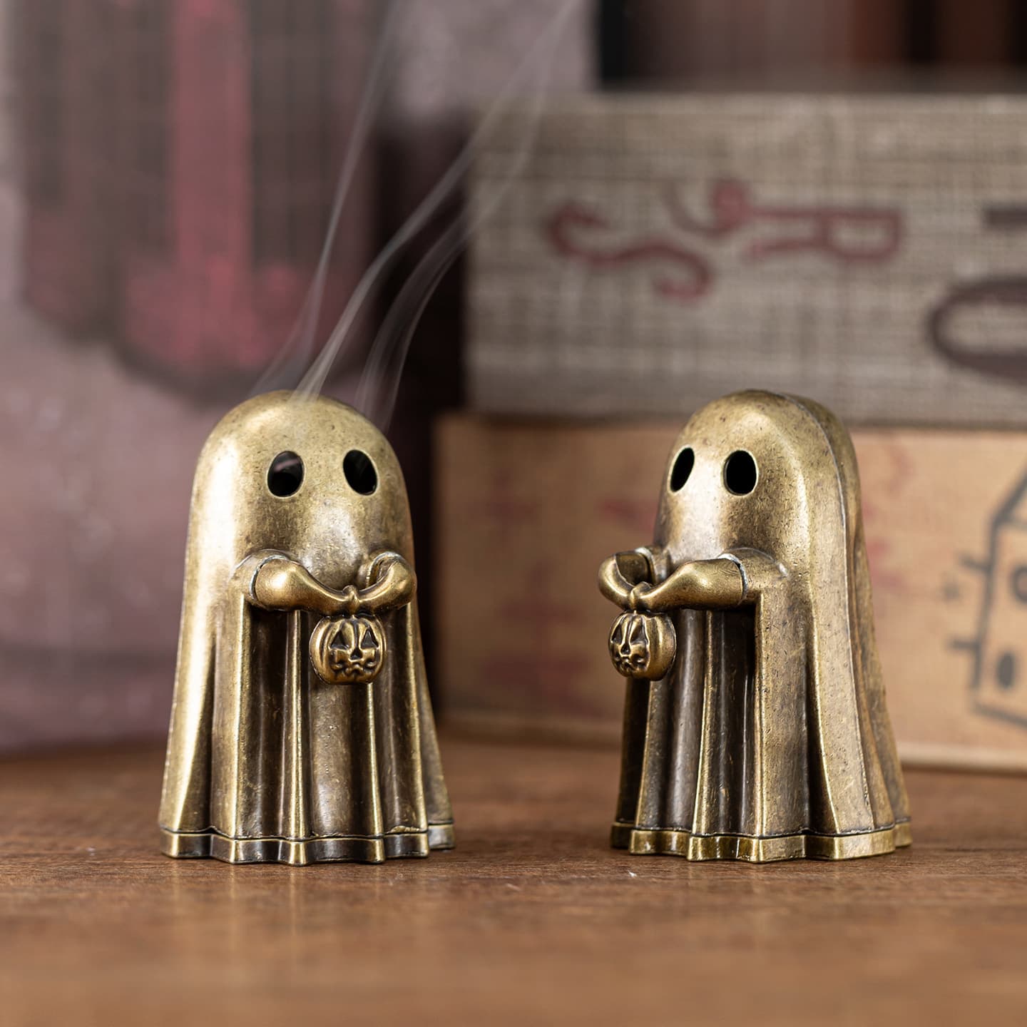 Cross-border hot-selling ghost small incense burner Xiao Xiangyun sandalwood aromatherapy stove plate incense burner household indoor small incense burner ornaments