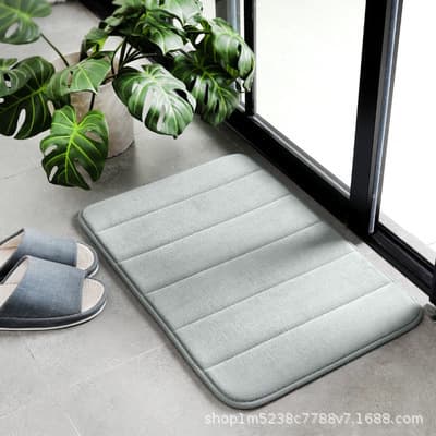Solid color thickened coral fleece absorbent and non-slip memory foam mat for bathroom and toilet, quick-drying door mat