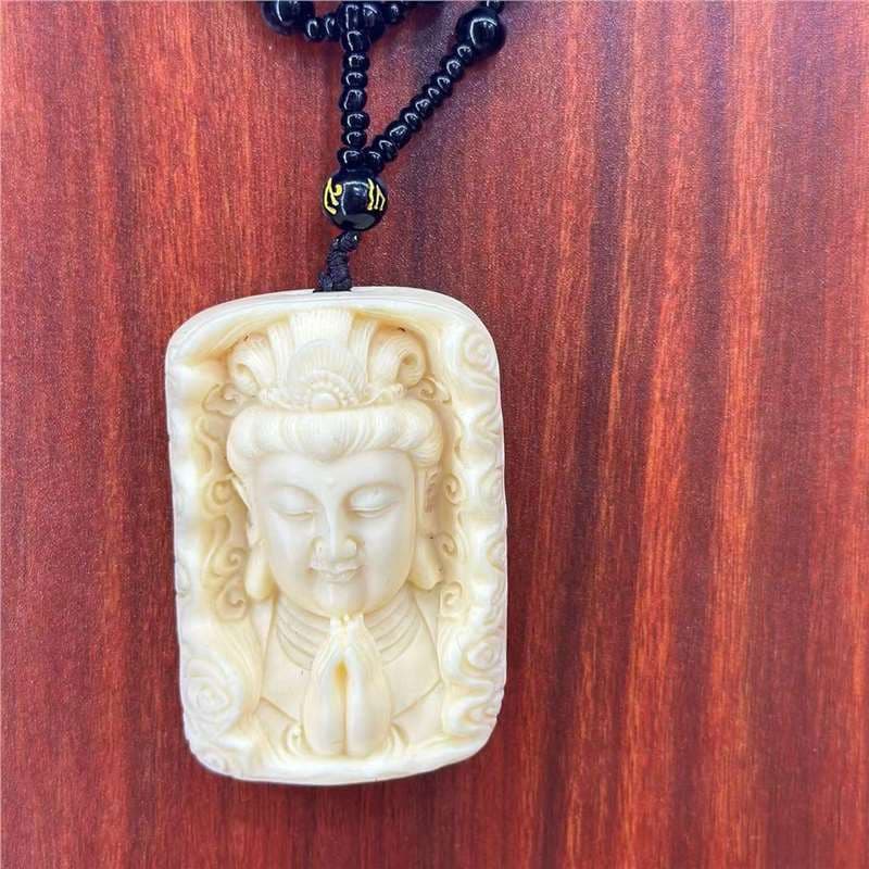 Ivory Nut Carved Vairocana Buddha Crescent Moon Dragon Guanyin Bodhisattva Dragon Brand 461 Pendant Car Hanging Ornament Craft