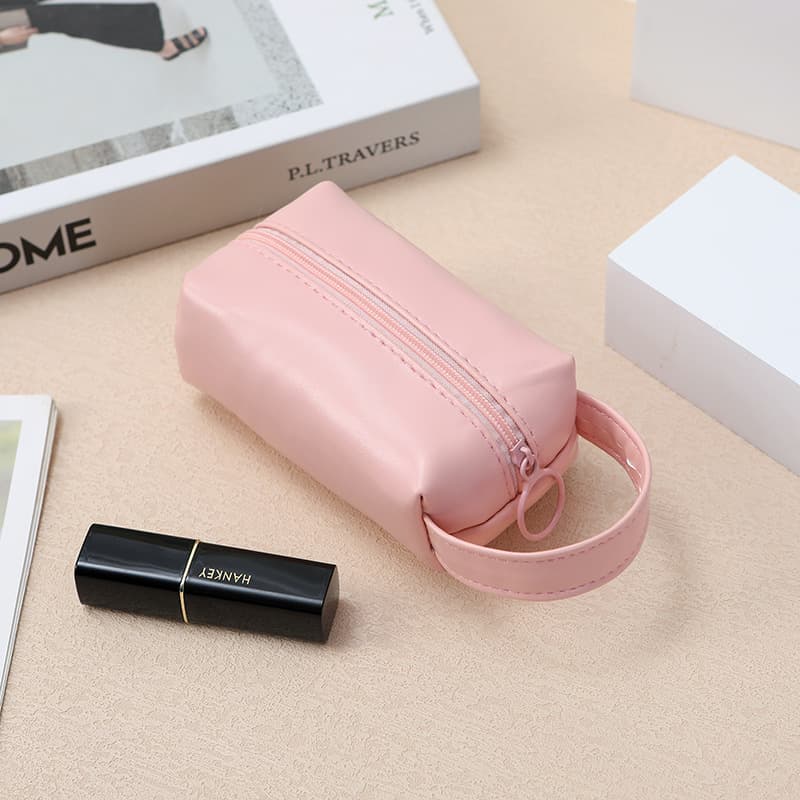 New Portable PU Cosmetic Bag Mini Lipstick Organizer Pouch Jewelry Cable Key Storage Bag