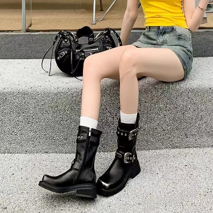 [In Stock] 2024 New Height-Increasing Rider Mid-Calf Boots Women British Thick-Soled Short Boots Large Size Fashion Martin Boots Women