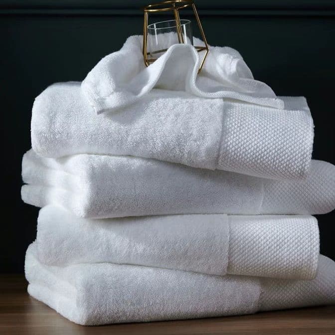 Pure White Cotton Bath Towel for Home, Homestay, Shower Towel, Hotel-Style Thick Bath Towel for Beauty Salon Square Mat