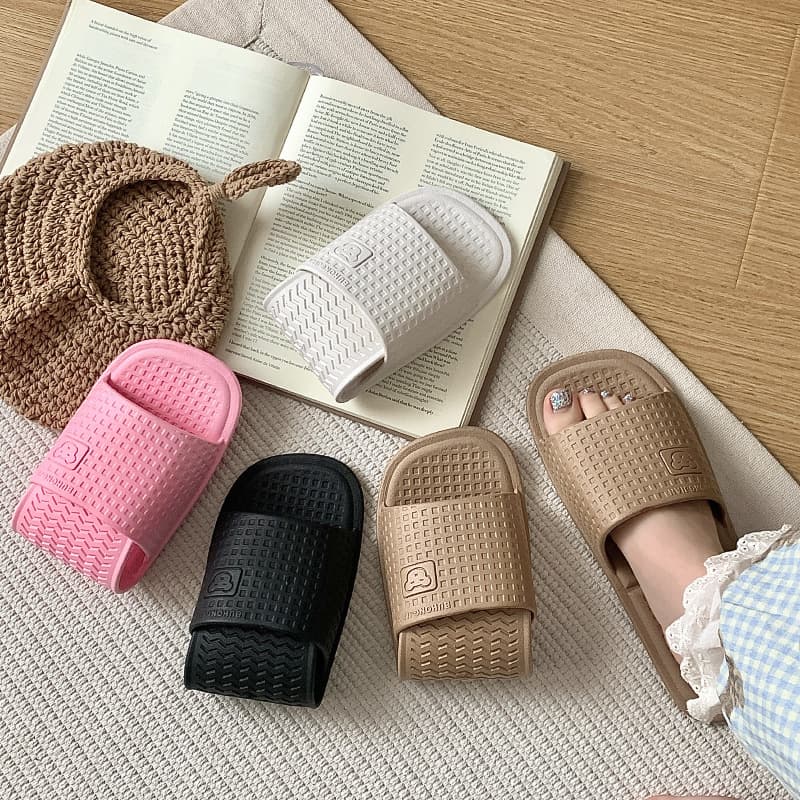 Couple Home Slippers for Men Summer Bathroom Anti-Slip Soft Sole Foldable Flip-Flops for Women Travel Outdoor