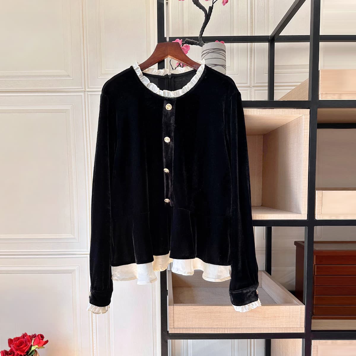 Original workmanship stand-up collar top for women 2026 spring and autumn new style short-sleeved fashionable black inner wear to cover belly for commuting
