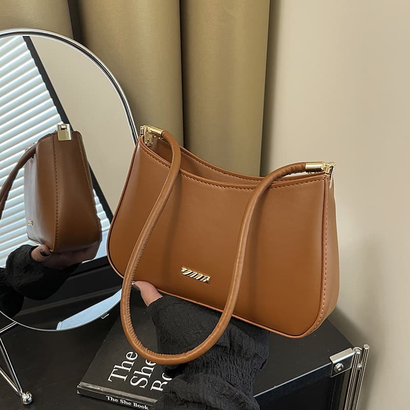 Trendy Underarm Bag Retro Wine Red Wedding Bridal Bag Women's Crossbody Bag Leather Bag Premium Baguette Bag for Women