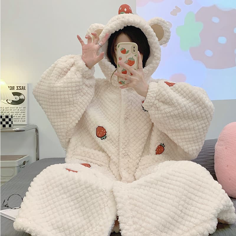 Women's Winter Warm Sleepwear Cardigan Hooded Long Sleeve Mid-Length Robe Sweet Strawberry Flannel Fleece Long Robe